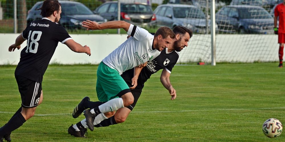 Alles offen nach wichtigem Sieg im Nachholspiel