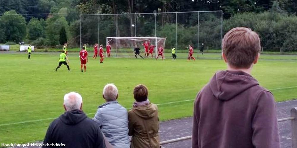 In neuen Trikots zurück in die obere Tabellenhälfte