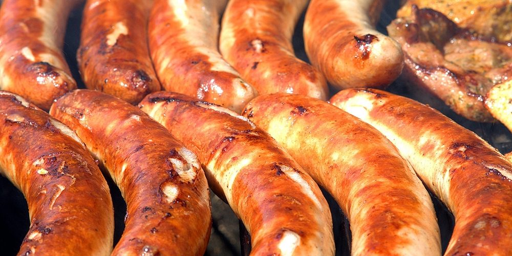 SVD grillt auf Hallstadter Frühlingsmarkt