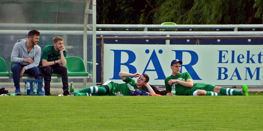 Tänzchen, Turban, „Torwart-Tor“ – SVD mit unterhaltsamer Abschluss-Show